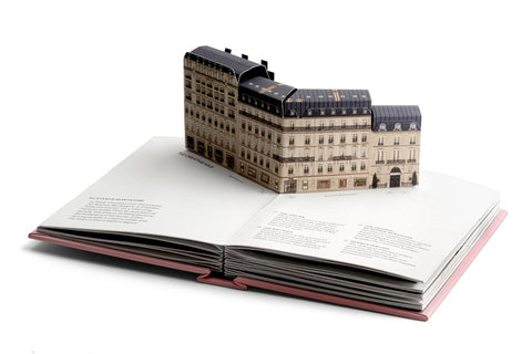 Fashion Unfolded: Pop-Up Dior