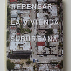 Interior de Repensar la vivienda suburbana