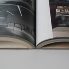 Interior de Radical. 50 arquitecturas latinoamericanas