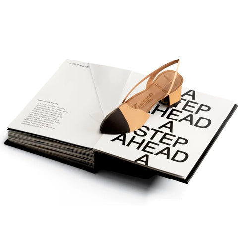 Fashion Unfolded: Pop-Up Chanel